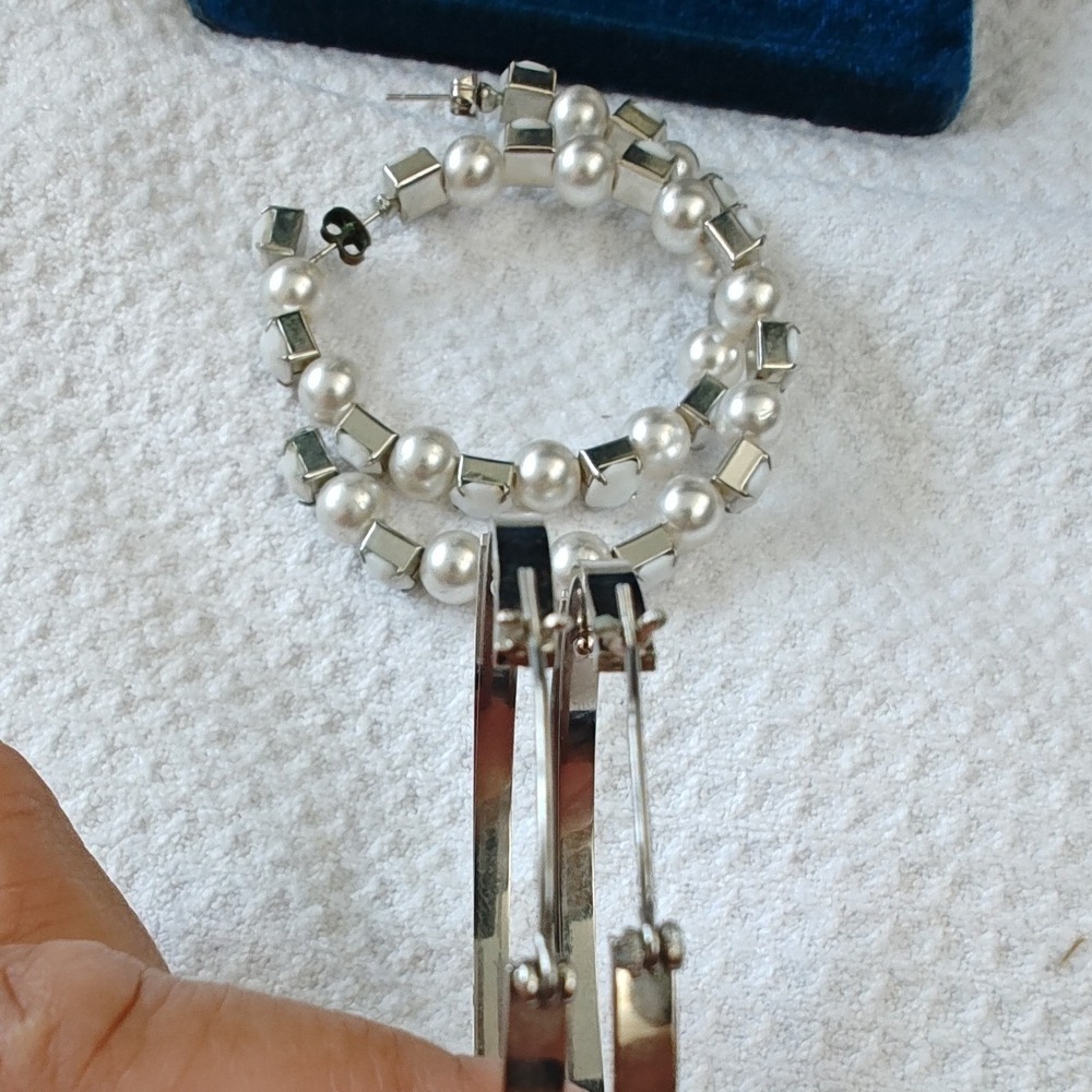 Hinged Double Hoop‎ Earring and Silver Pearl Cabochon - 2 Pairs